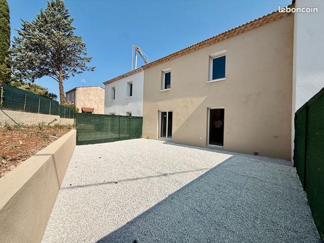 Villa 4 pièces 82 m²