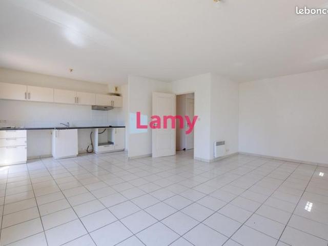 Villa 4 pièces 84 m²