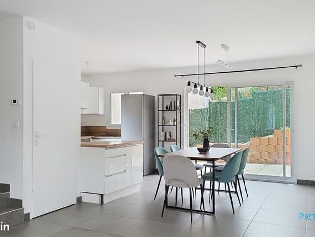 Villa 4 pièces 84 m²
