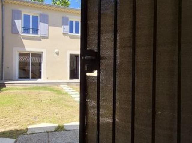 Villa 4 pièces 84 m²