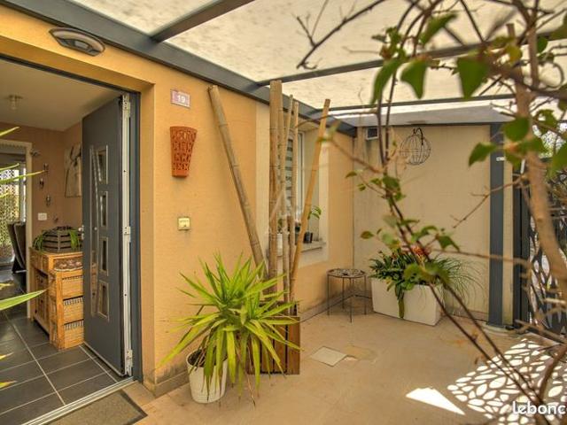Villa 4 pièces 85 m²