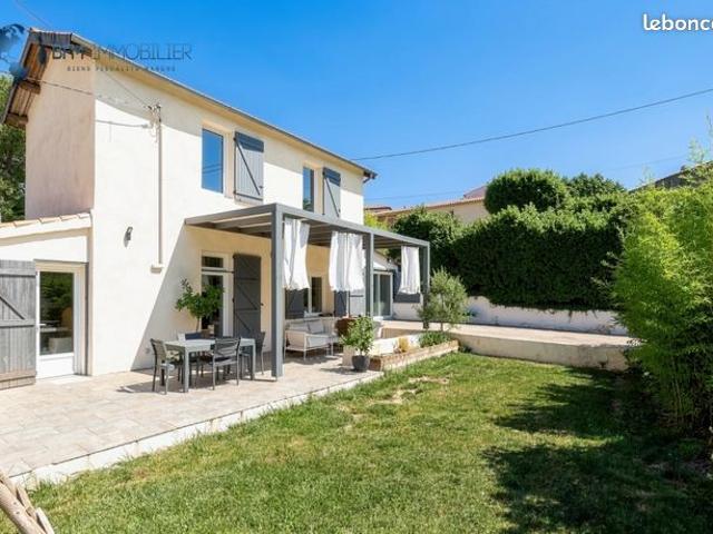 Villa 4 pièces 85 m²