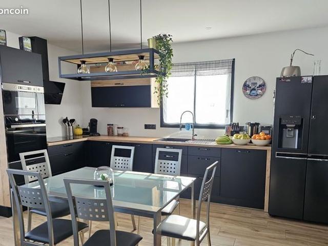 Villa 4 pièces 85 m²