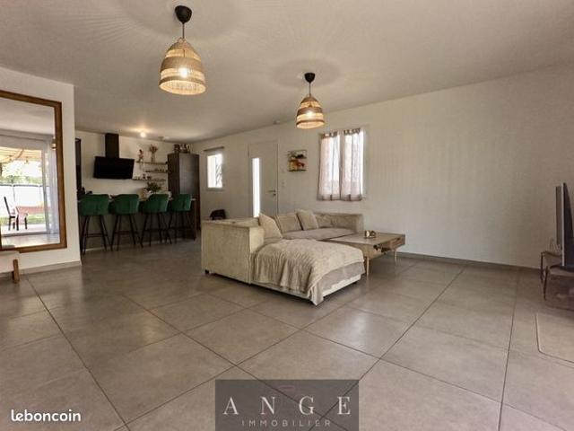 Villa 4 pièces 88 m²