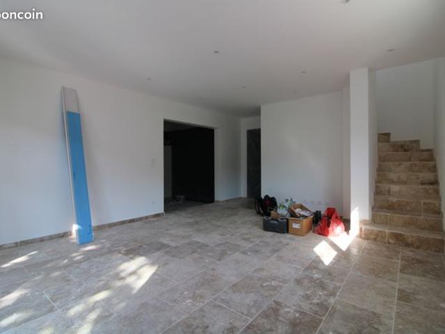 Villa 4 pièces 89 m²