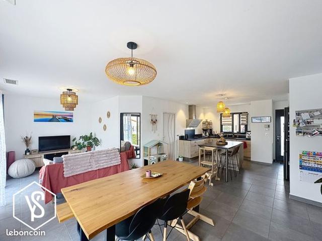 Villa 4 pièces 90 m²