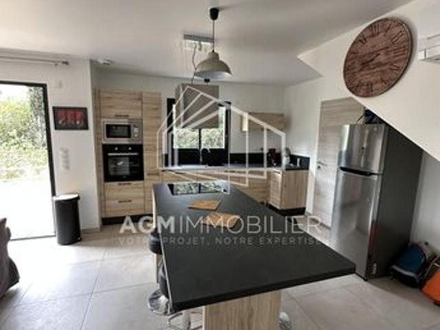 Villa 4 pièces 90 m²