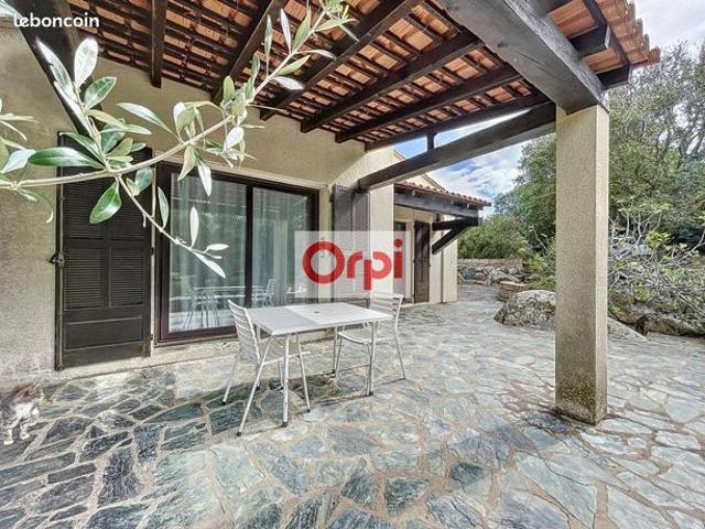 Villa 4 pièces 90 m²