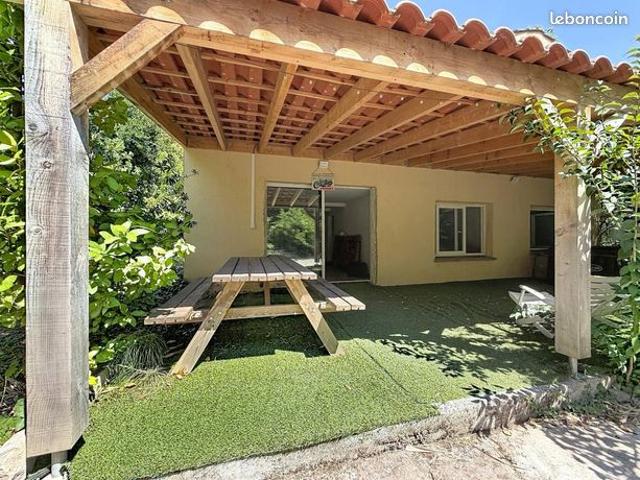 Villa 4 pièces 92 m²