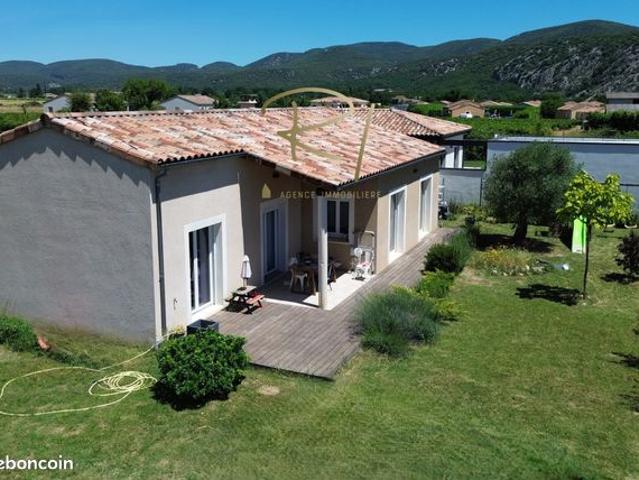 Villa 4 pièces 97 m²