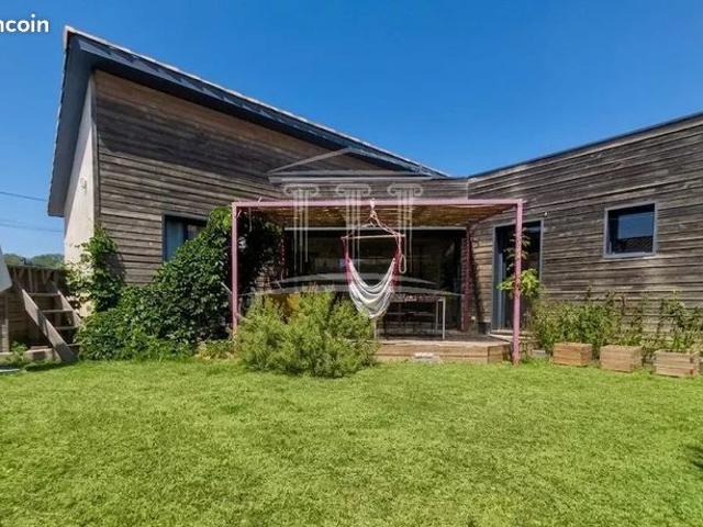 Villa 4 pièces 97 m²