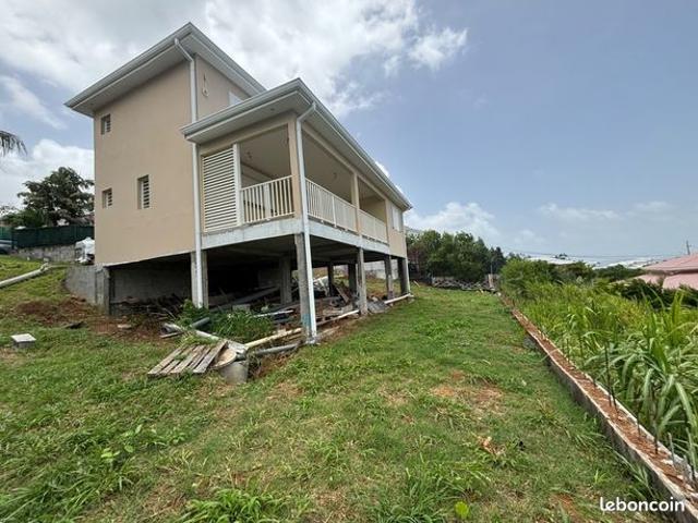 Villa 4 pièces 97 m²