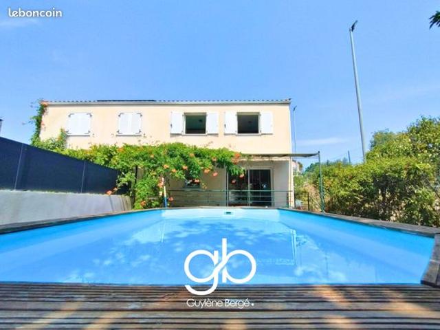 Villa 4 pièces 97 m²