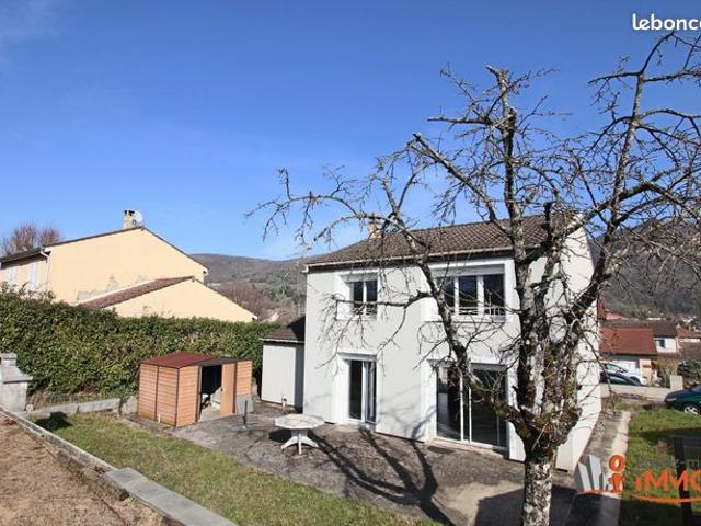 Villa 4 pièces 97 m²