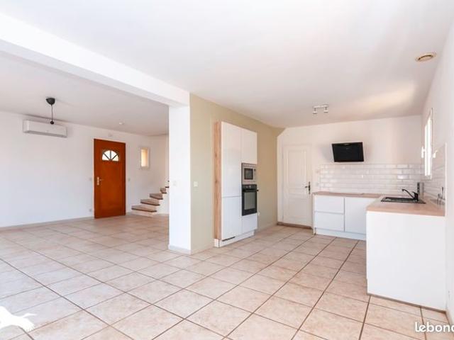 Villa 4 pièces 94 m²