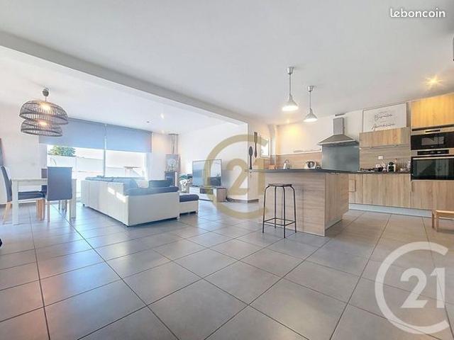 Villa 4 pièces 94 m²