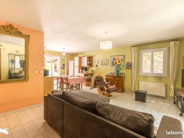 Villa 4 pièces 94 m²