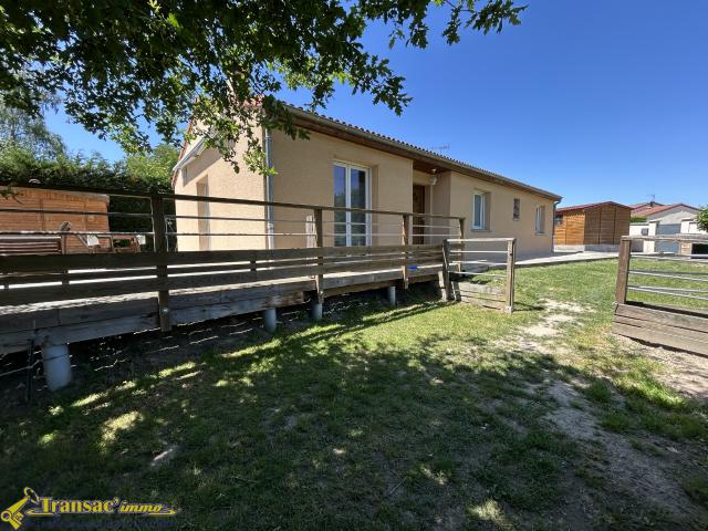 Villa 4 pièces 94m2 avec piscine