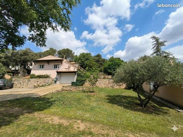 Villa 4 pièces 95 m²