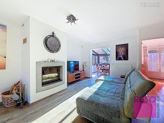 Villa 4 pièces 96 m²
