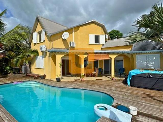 Villa 4 pièces 96 m²