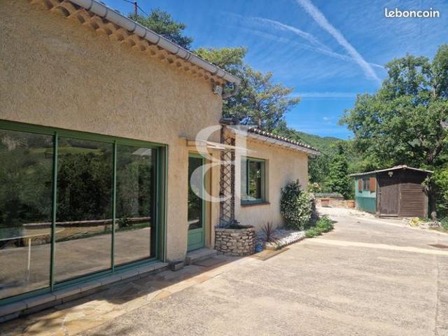 Villa 4 pièces 96 m²