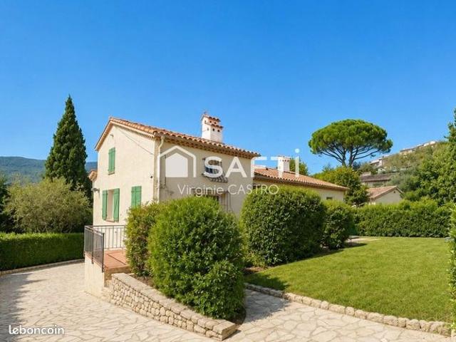 Villa 4 pièces 100 m²