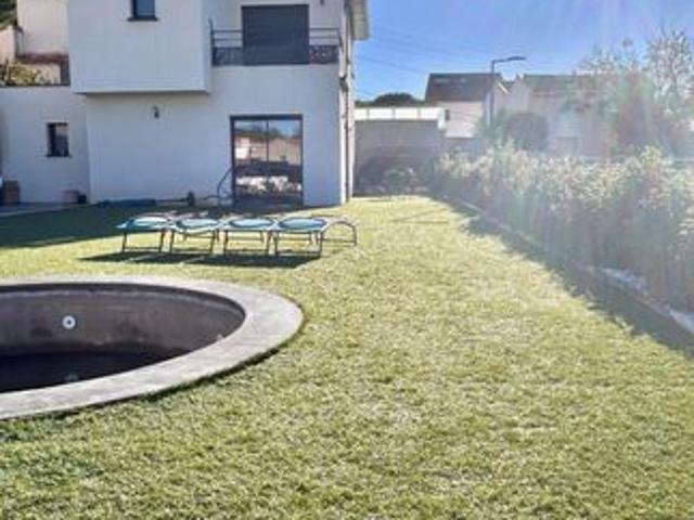 Villa 4 pièces 100 m²