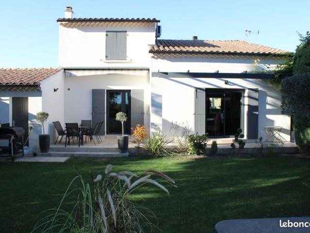 Villa 4 pièces 100 m²