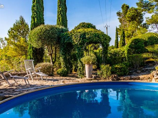 Villa 4 pièces 100 m²