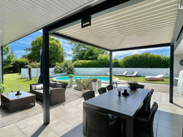 Villa 4 pièces 100 m²
