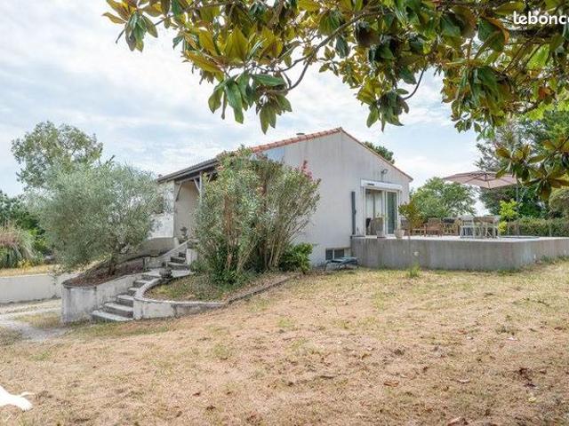 Villa 4 pièces 100 m²