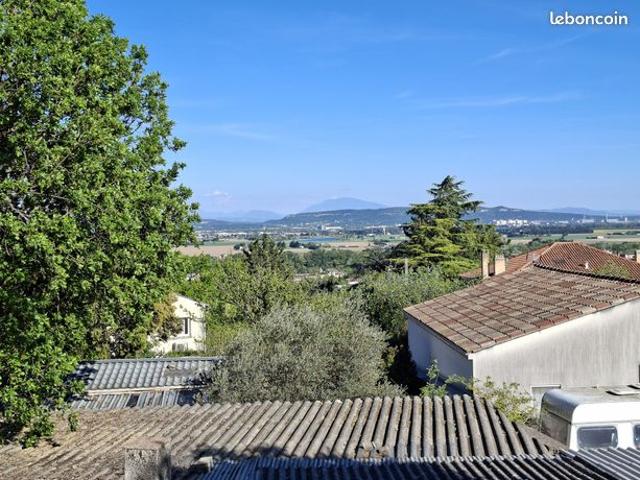 Villa 4 pièces 100 m²