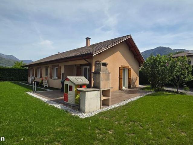 Villa 4 pièces 100 m²
