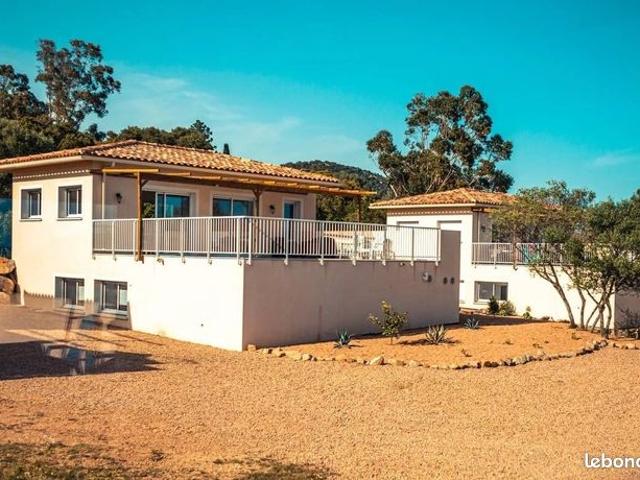 Villa 4 pièces 100 m²