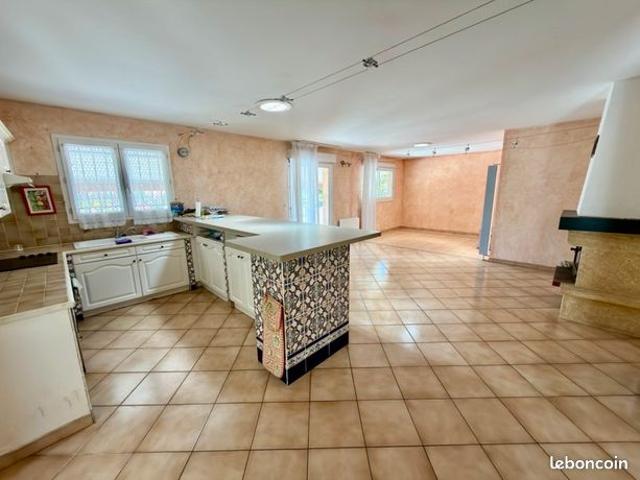 Villa 4 pièces 100 m²