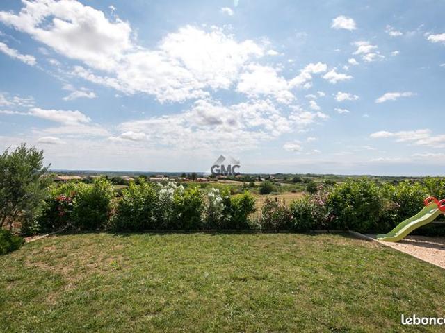 Villa 4 pièces 100 m²