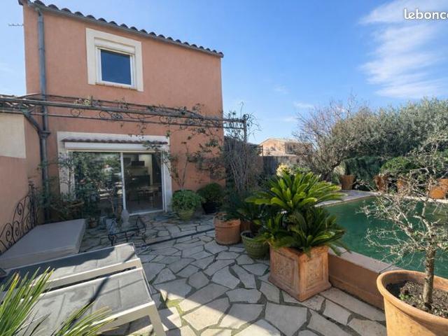 Villa 4 pièces 100 m²