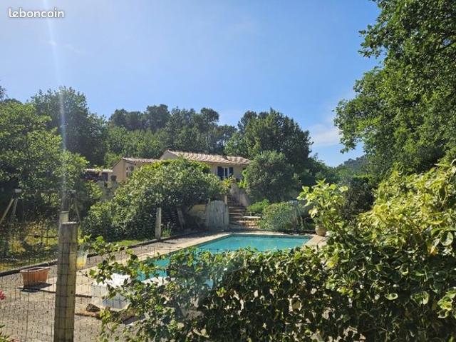 Villa 4 pièces 100 m²