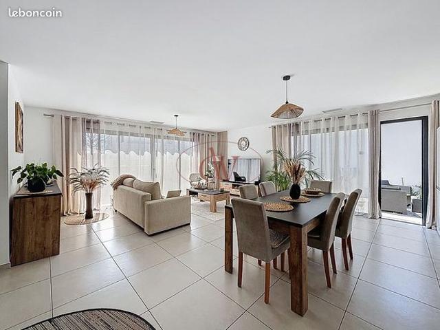 Villa 4 pièces 100 m²