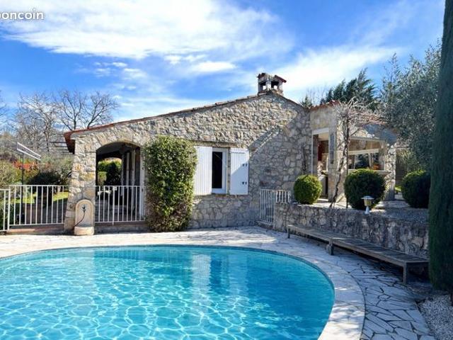 Villa 4 pièces 100 m²