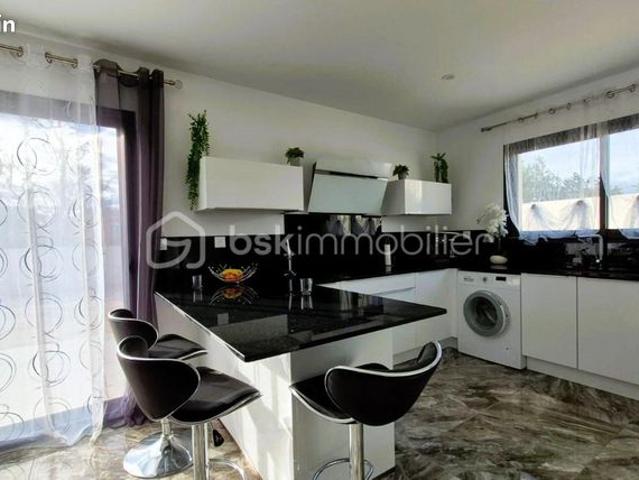 Villa 4 pièces 100 m²