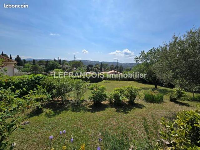 Villa 4 pièces 101 m²