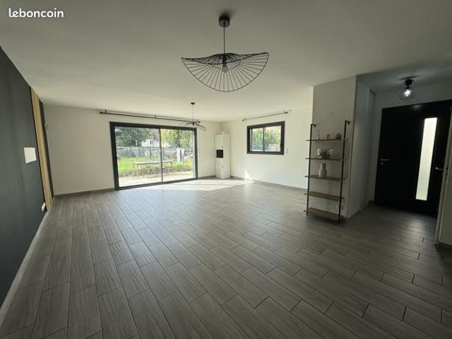 Villa 4 pièces 101 m²