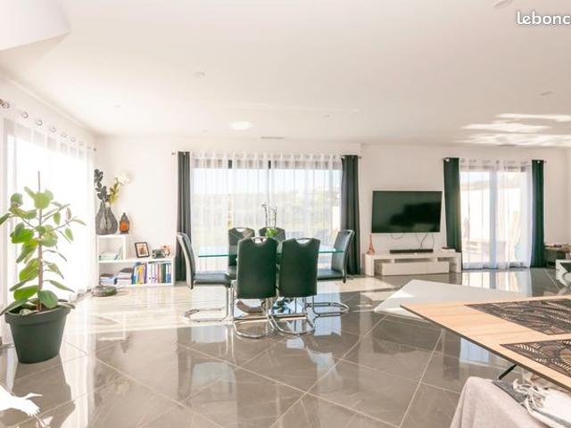 Villa 4 pièces 101 m²