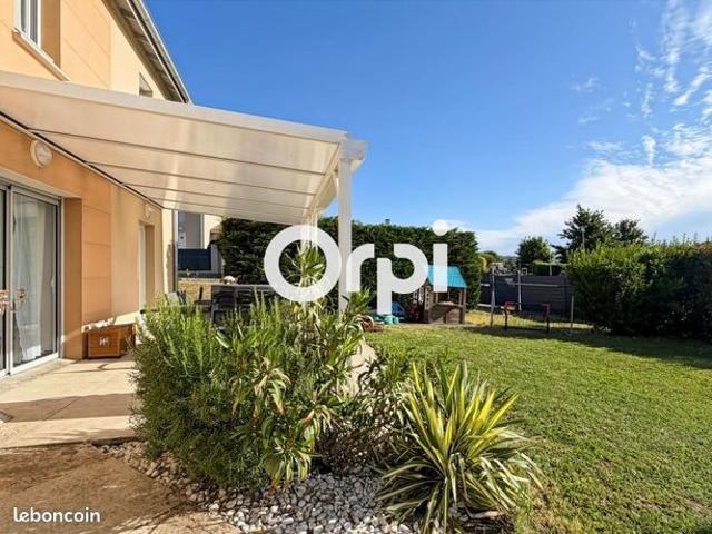 Villa 4 pièces 102 m²