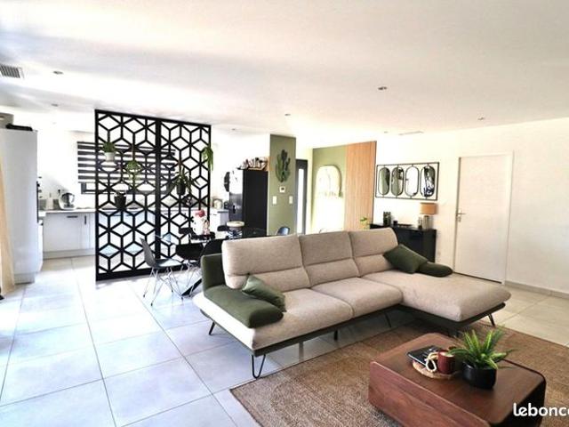 Villa 4 pièces 102 m²