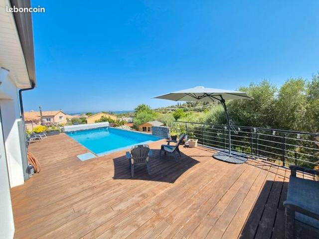 Villa 4 pièces 102 m²