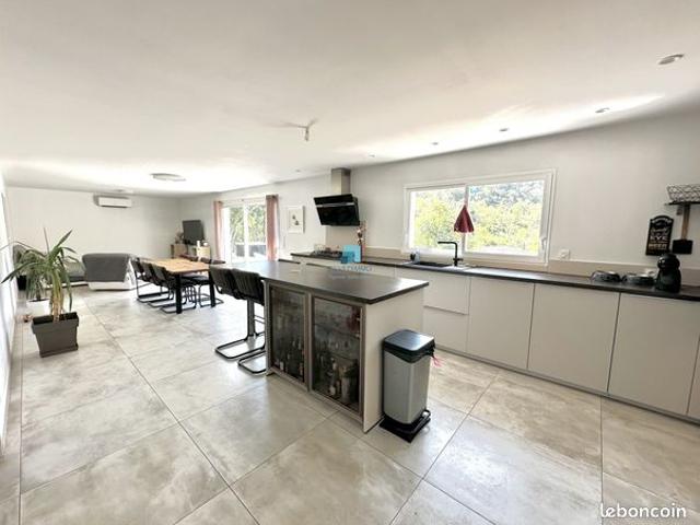 Villa 4 pièces 103 m²