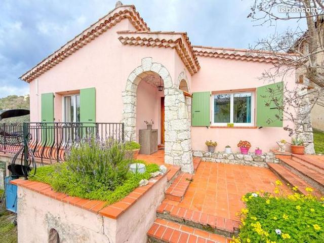 Villa 4 pièces 104 m²